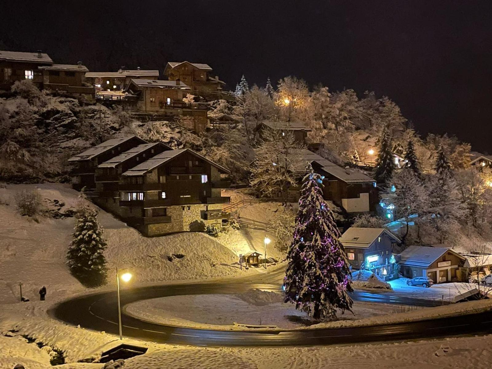 Chalet Les Avernes - Champagny En Vanoise, Domaine La Plagne Paradiski Exterior foto